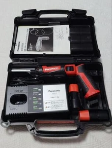 Panasonic Conducteur d'impact du bâton de charge 7.2V avec 2 Batteries Rouge EZ7521LA2S-R neuf