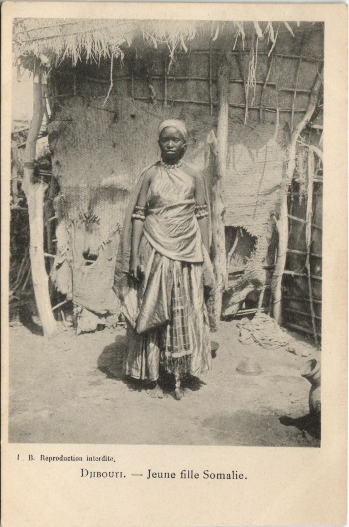 Carte Postale Ancienne CPA AK Jeune Fille Somalie - Type DJIBOUTI (1084443)