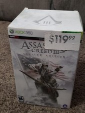 MINT  Assassins Creed 3 III Figurine Limited Edition Flag Belt Buckle Xbox 360