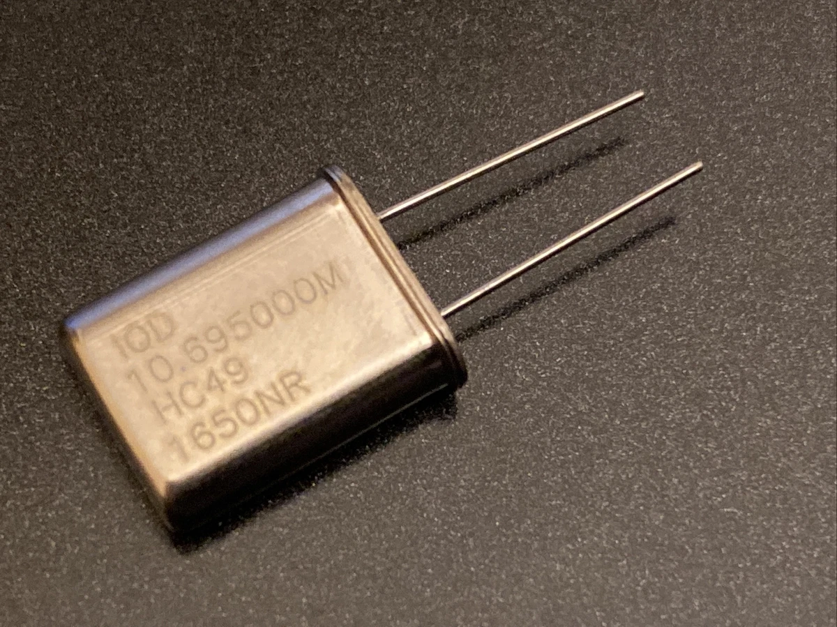 Oscillatori A Cristallo Di Quarzo HC49/U Per Radioamatore CW/PIC - Varie Frequenze