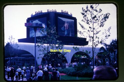 New York World's Fair Kodak Pavilion in 1964, Original Slide aa 1-19a - Picture 1 of 1
