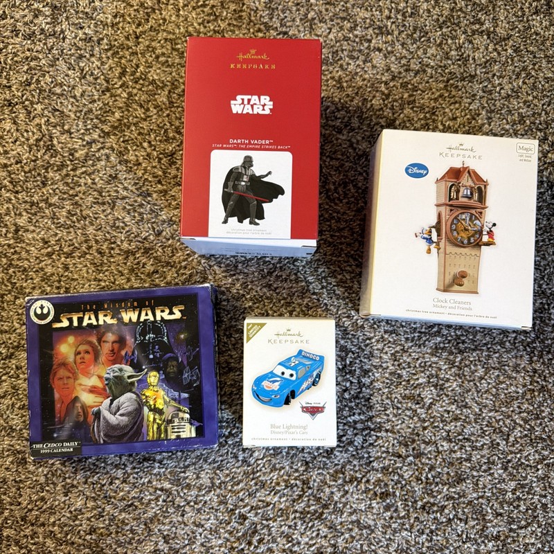 Disney Lot Of Hallmark Ornaments & Star Wars Calendar 1999 Mickey Clock Cleaners