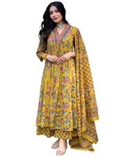Women Printed Anarkali Kurta and pant set with Dupatta