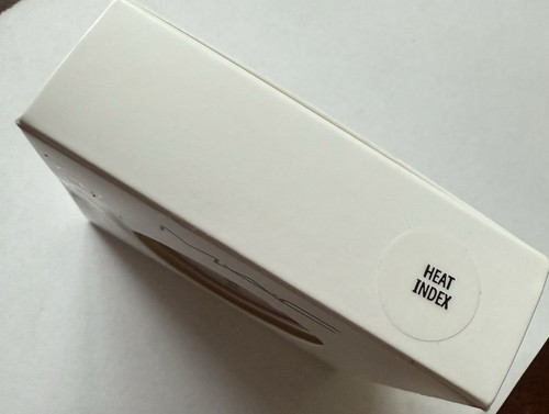 MAC GLOWPLAY CUSHIONY BLUSH ( HEAT INDEX) New - Picture 5 of 5
