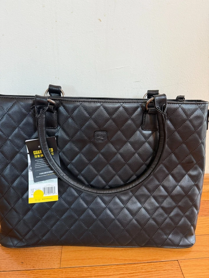 New Solo Waldorf 15.6 Inch Laptop Tote Travel Bag Black - Image 2 of 4