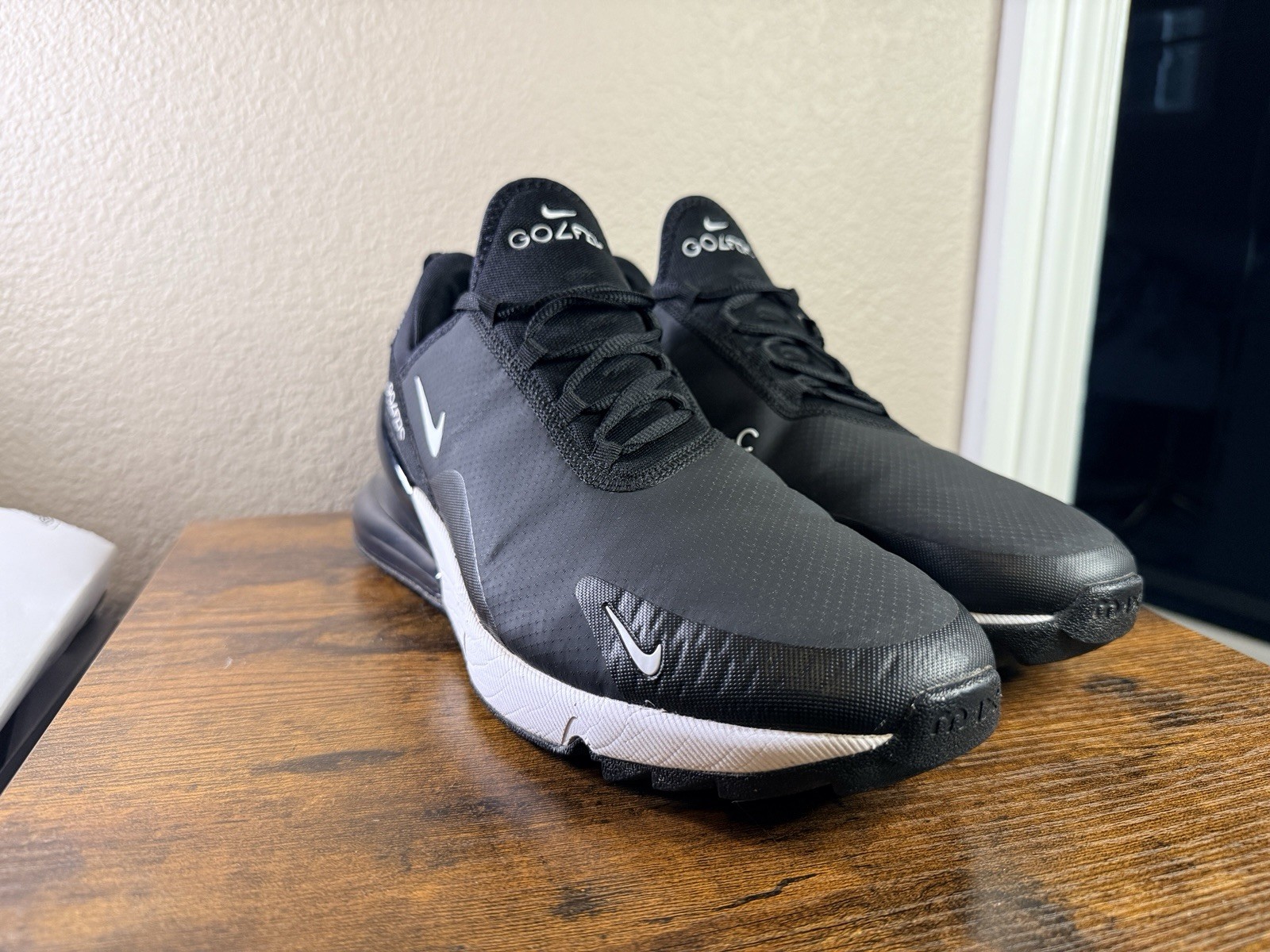 Nike Air Max 270 G Men's Golf Shoes Size 11.5 