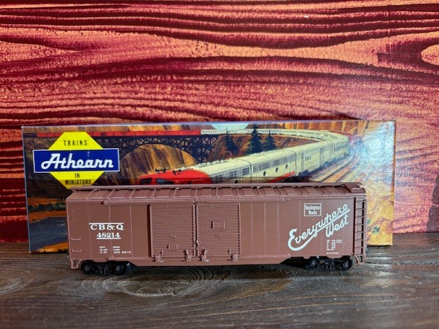 Athearn Trains HO 50’ DD Box Car Burlington