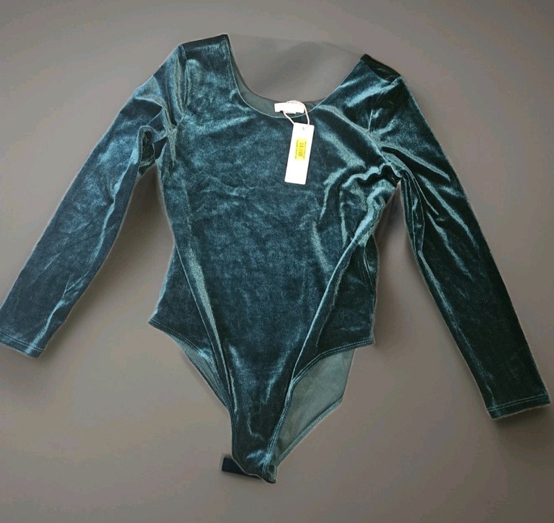 GB Girls Velvet Bodysuit Size XL