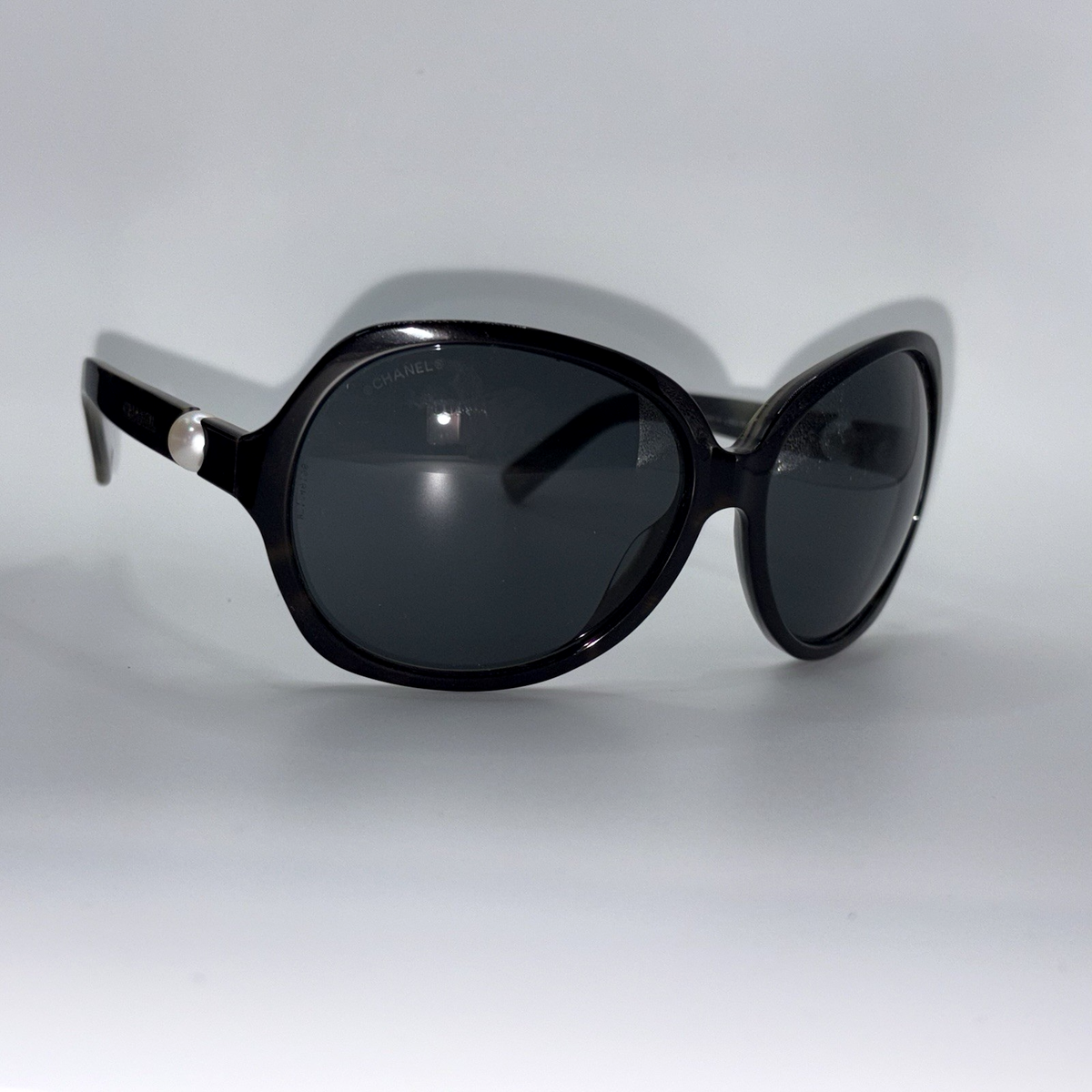 VINTAGE CHANEL Pearl Sunglasses Luxottica Authentic w Case