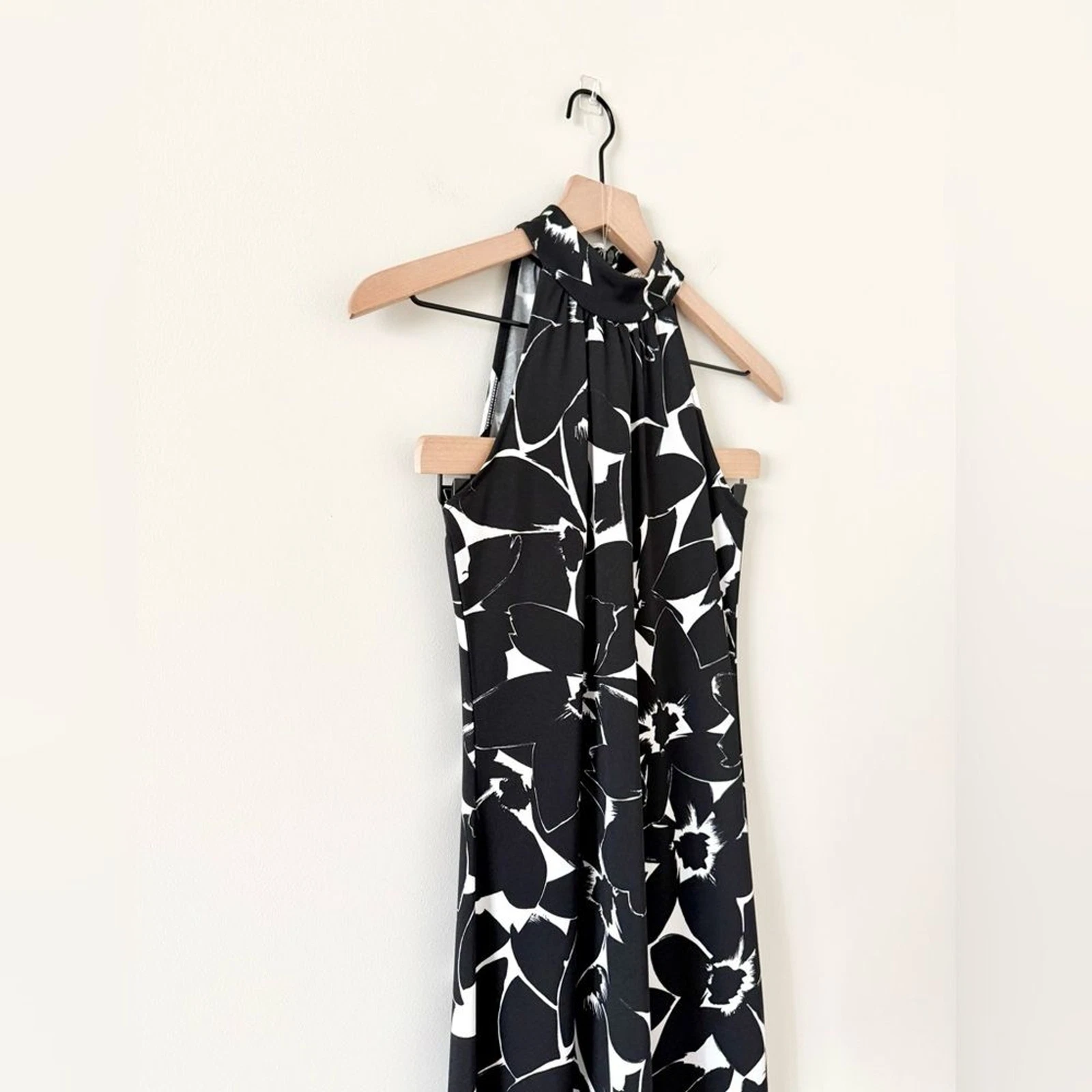 Abito smanicato collo alto Michael Kors bianco e nero floreale Taglia 2