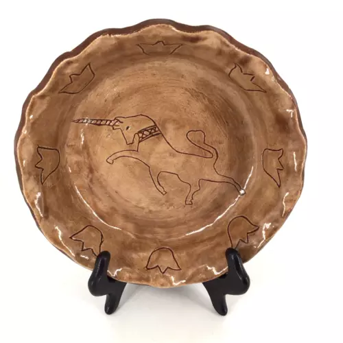 Vtg PA REDWARE Folk Art POTTERY unicorn tulip PLATE Adrienne Shakur Loupos 1982