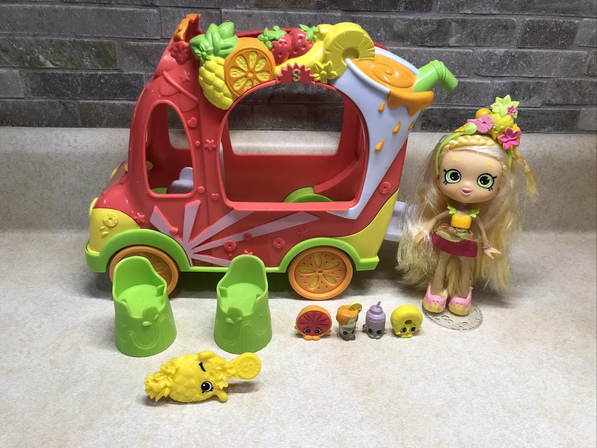 Shopkins Smoothie Truck Combo With 4 Figures Pineapple Lily Shoppie Doll