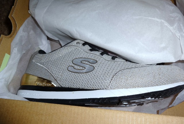 skechers sunlite magic dust black