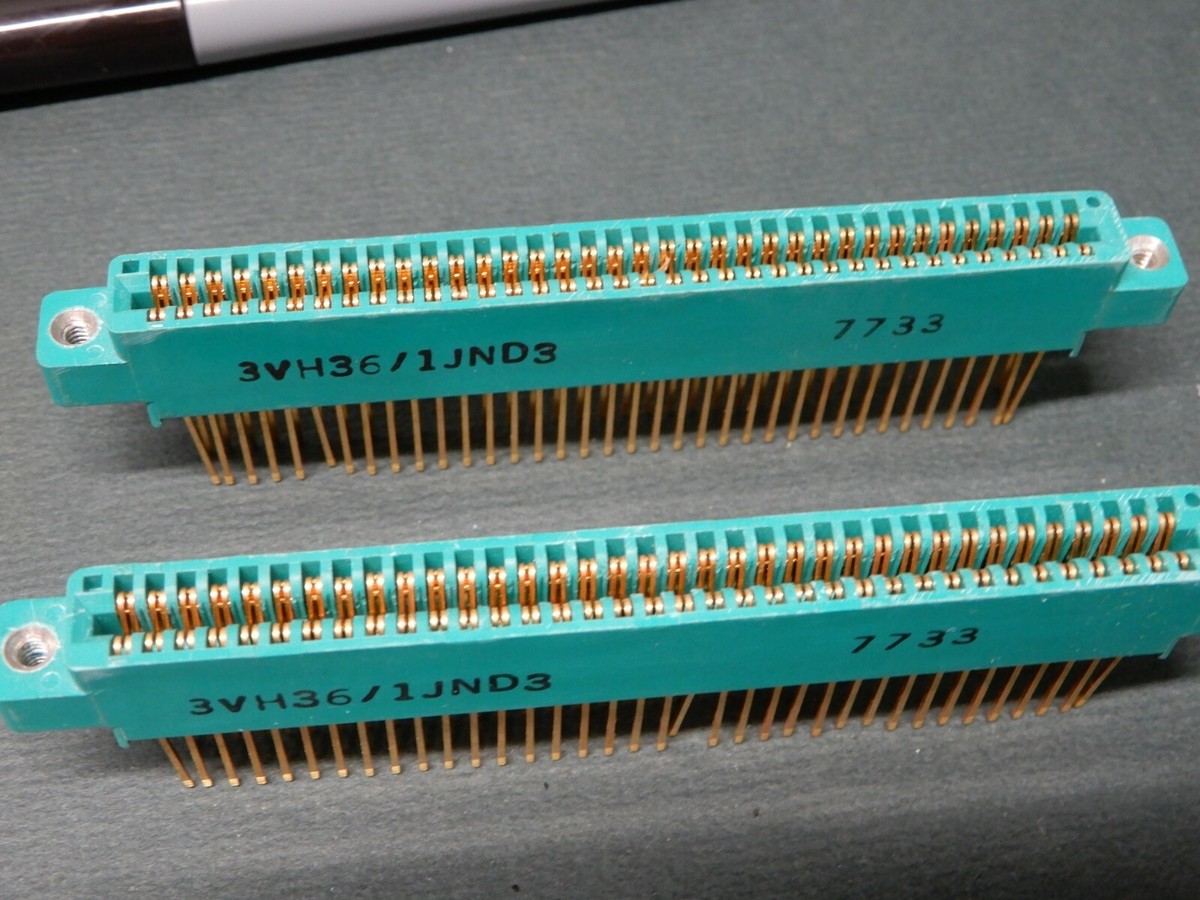Viking Wire Wrap Edge Card Connectors Gold Pins 3VH36/1JND3 (2