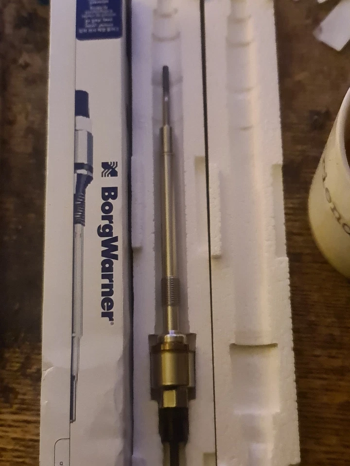  OEM BERU Glow Plug with Pressure Sensor For Vauxhall Astra Insignia Zafira 2.0 - Image 2 of 4