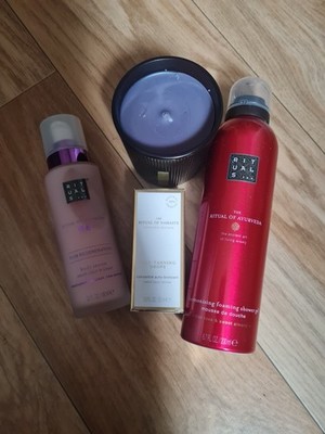 Rituals Set  Kerze Ayurveda 140g Duschgel Serum Tanning Drops