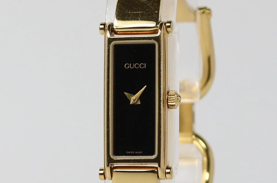 [Casi COMO NUEVO] Reloj de cuarzo vintage GUCCI 1500 dorado esfera negra de Japón Foto 3 de 4