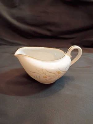 Vintage Eschenbach ''Pandora'' Baronet  Creamer And Sugar Set                (28)t
