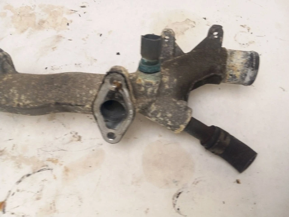 CARCASA TERMOSTATO compatible con Nissan Murano 2009 OEM Foto 4 de 4