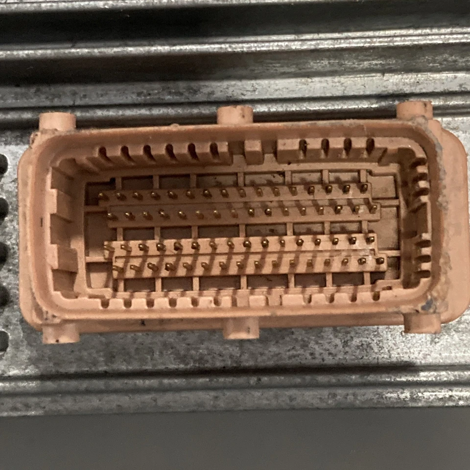 Suzuki Forenza Reno 2008 ecu ecm 96889675 Foto 3 de 4