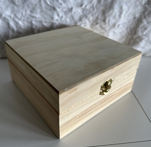 Essential Oil Wooden Storage Box Case Holds 25 for: doTerra Soligt Young Living - Picture 4 of 12