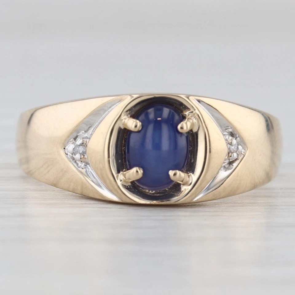 Anillo de diamantes con zafiro estrella creado en laboratorio de oro amarillo de 10 k talla 10,25 Foto 3 de 4