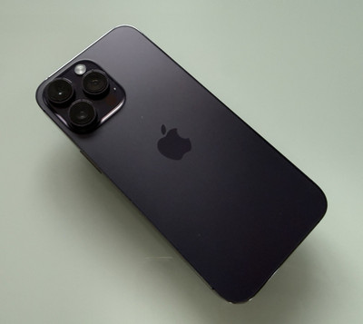 Apple iPhone 14 Pro Max 256GB Lila, incl. Zubehör