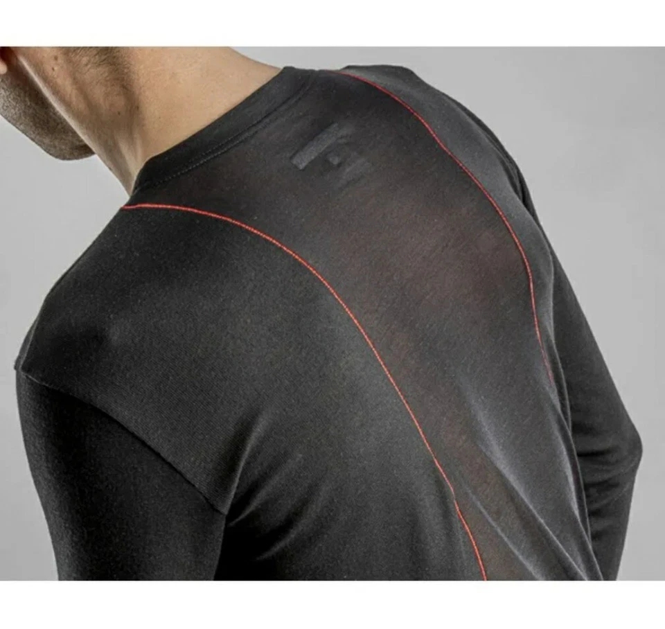 Castelli Prosecco Tech Long Sleeve Men's Baselayer - BLACK - Medium - RRP£85 - Image 3 of 4