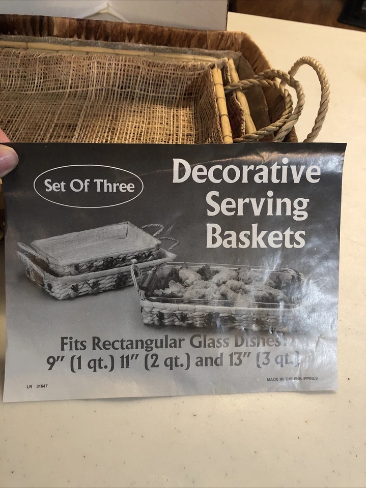 Vintage Set of 3 Nesting Raffia Floral Woven Casserole Baskets Lined and Handled - Image 2 of 4