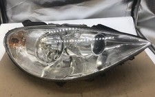 Peugeot 807 Scheinwerfer rechts Xenon 1494311080 (Defekt)