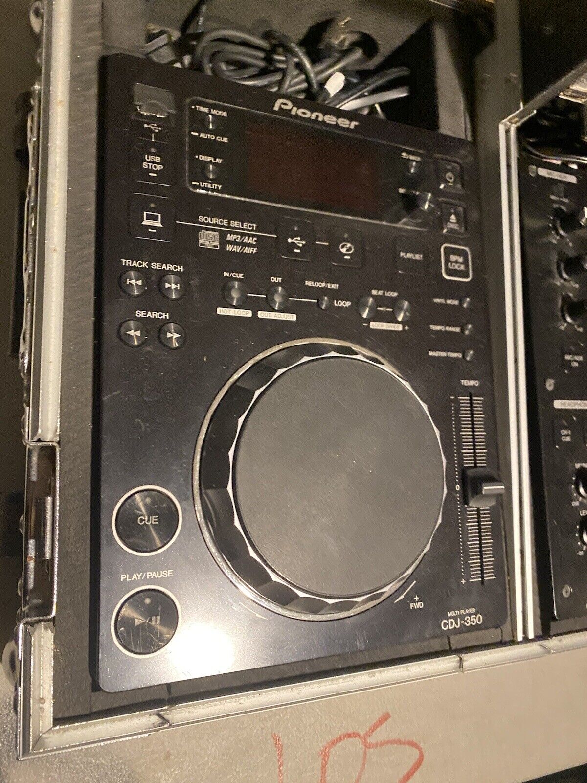 2x Pioneer CDJ-350 and DJM-350 mixer in Odyssey Flight Case w 