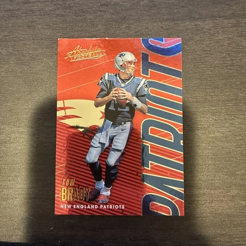 2018 Panini Absolute - Tom Brady #64 Spectrum Blue PSA 7 New England Patriots