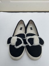 G.I.L.I. Women's Black Flat Sneaker Size 6.5 M