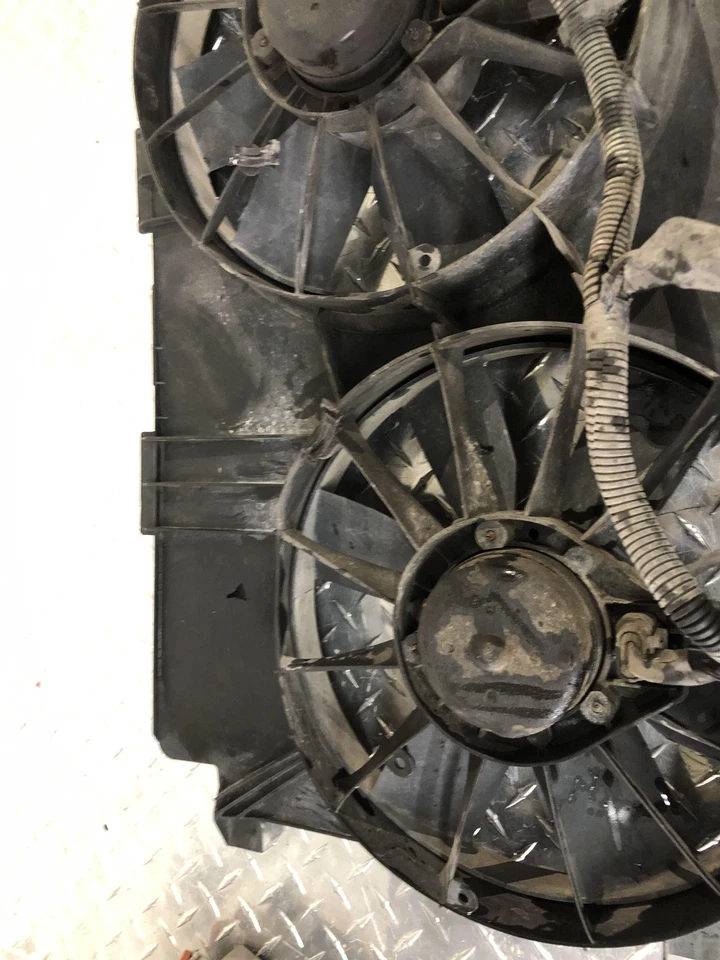 Conjunto de ventilador Chevrolet Camaro 1998-1999 6-231 (3,8 L) probado por fabricante original Foto 3 de 4