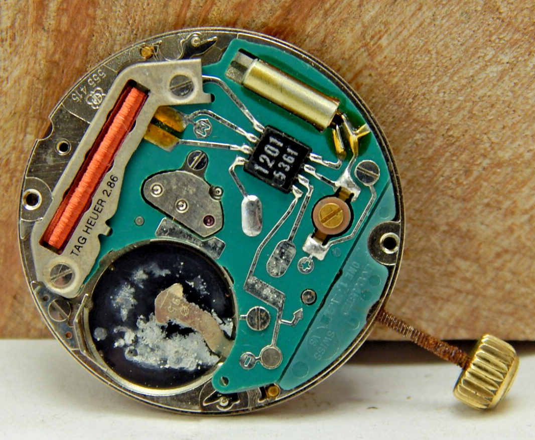 Vintage Tag Heuer 286 ETA 555 415 Quartz men's wrist watch