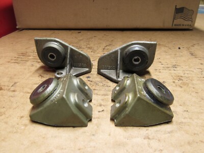 Johnson Outboard 1972 85 85ESL72R Rubber Engine Mounts