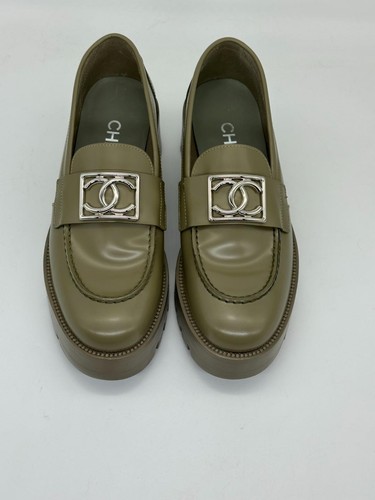 CHANEL 23B Calfskin Leather CC Logo Platform Loafers Flat Shoes Khaki $1575
