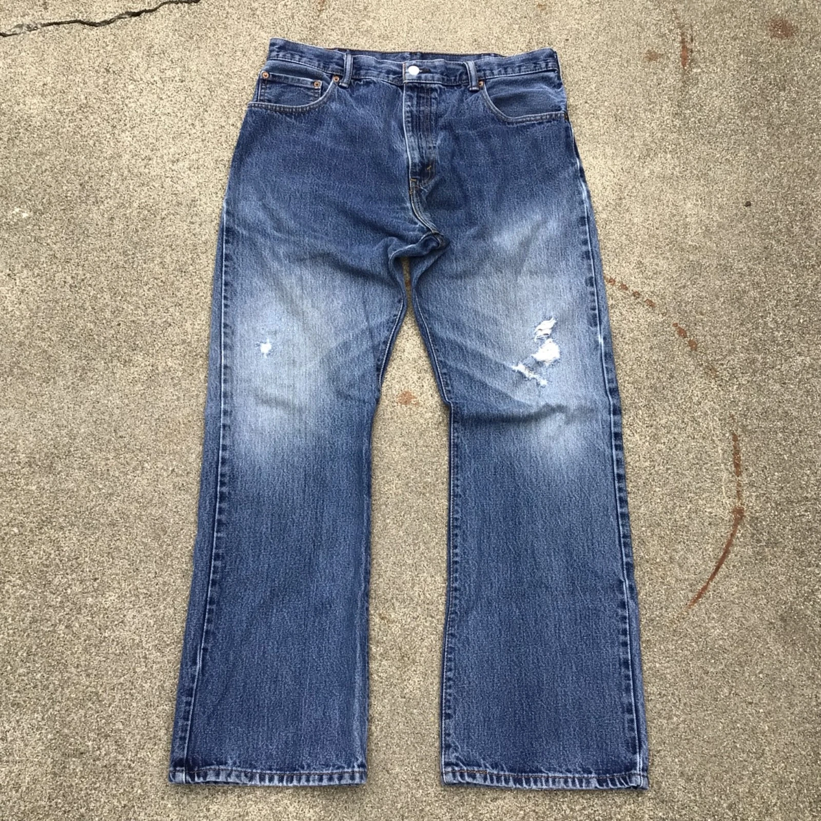 Levi's 517 Bootcut Fading Denim Blue Jeans Mens Size 34 x 31 Distressed Cotton