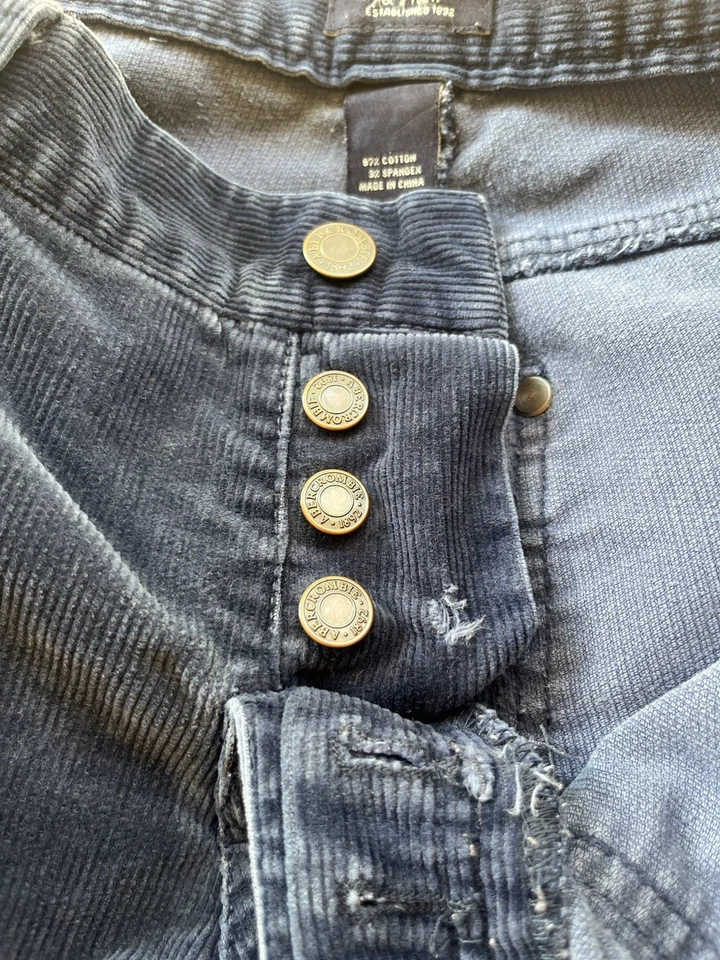 Pantalones de mezclilla acampanados vintage de pana para mujer Abercrombie & Fitch 6 Y2K con botones Foto 4 de 4