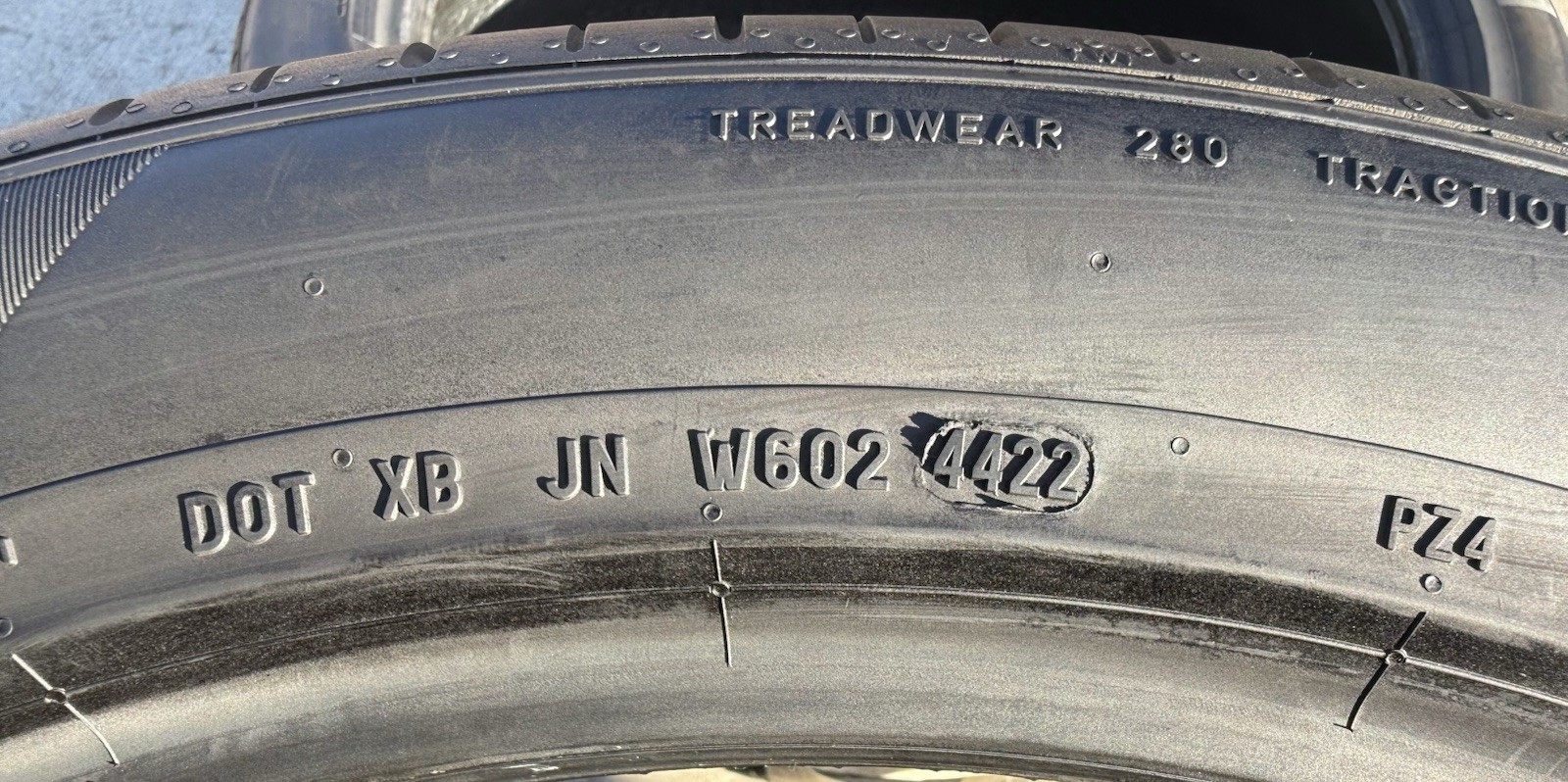 TWO BRAND NEW 325/35ZR22 114Y Pirelli P Zero PZ4 Sport L Lamborghini Urus Tires