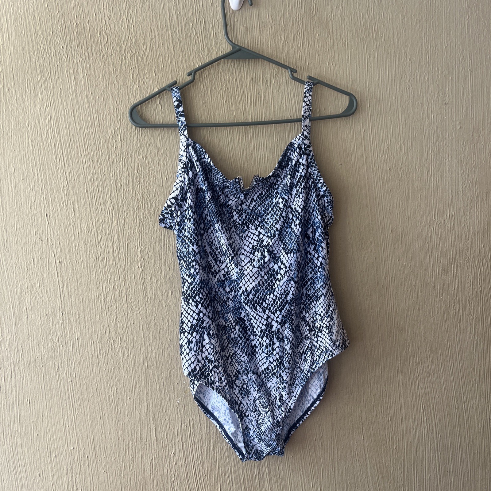 Calvin Klein Women's Python snake Print Blue  One… - image 1