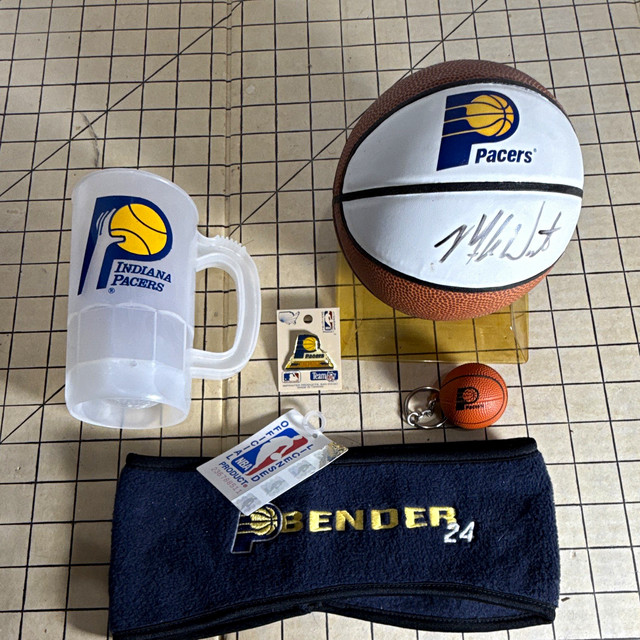 Indiana Pacers Lot Mark West Signed Ball Bender Headband Mug Pin Keychain used