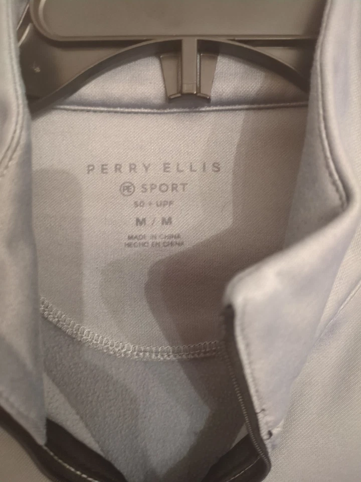 Perry Ellis Grey 1/2 Zip Men's Pullover Size M - Image 4 of 4