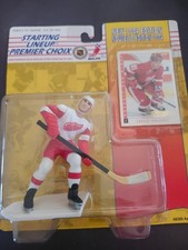 Sergei Fedorov Edition 1994 STARTING LINEUP FIGURE & CARD SEALED