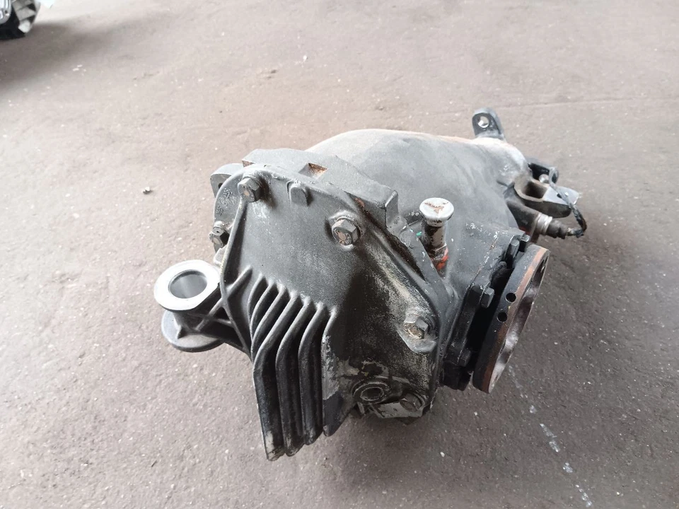 Mercedes 107 560SL 1986-1989 eje diferencial trasero portador relación 2,47 Foto 3 de 4