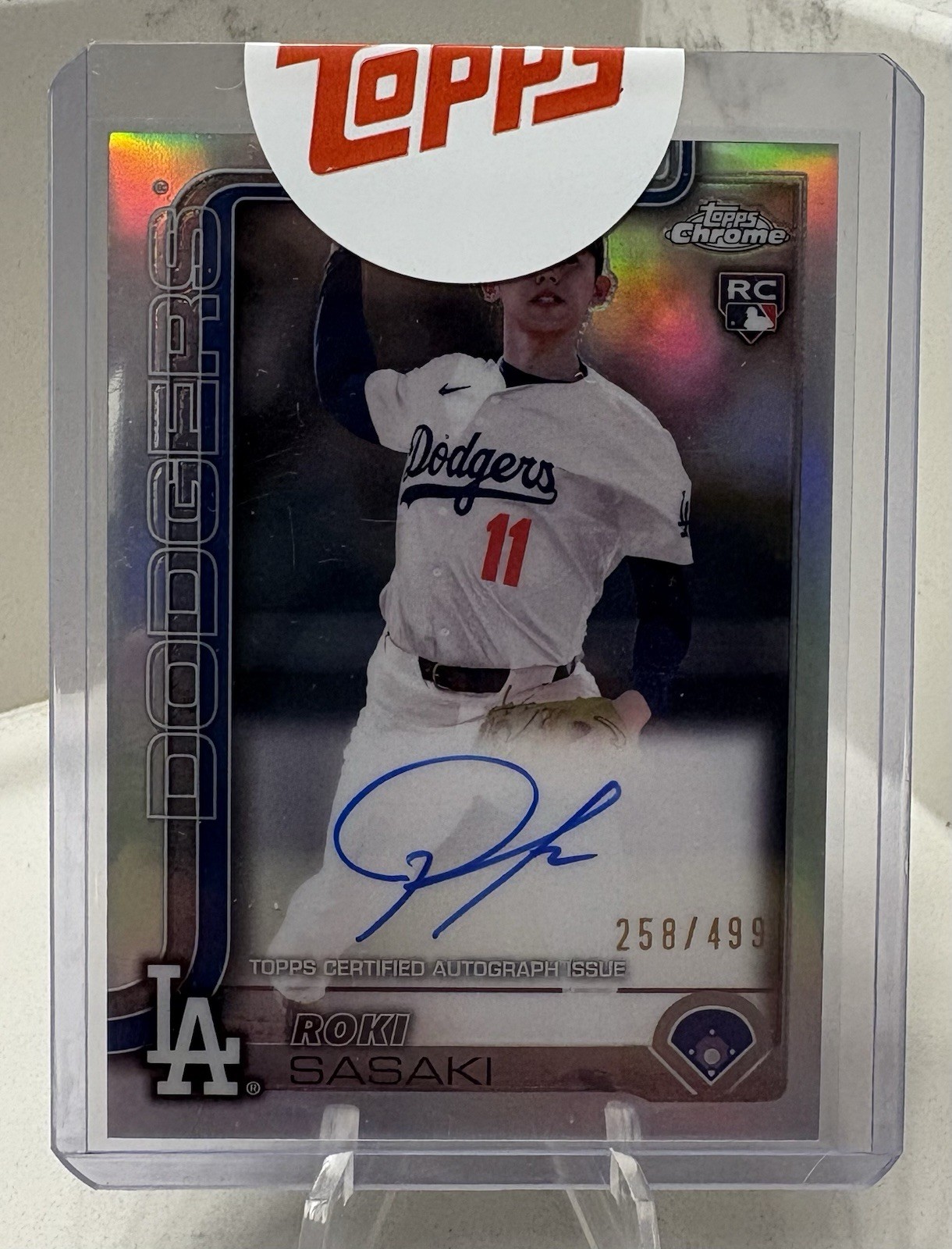 2025 Topps Chrome Roki Sasaki Rookie Refractor Auto /499 Dodgers