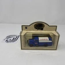 Lledo chevron 1936 Farm Delivery Truck Standard Oil Die Cast England New In Box