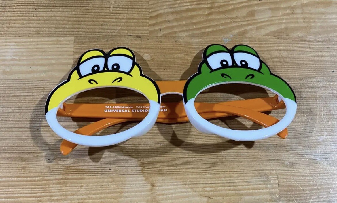 USJ Mario Super Nintendo world Yoshi Sunglasses UV Universal  display picture 2