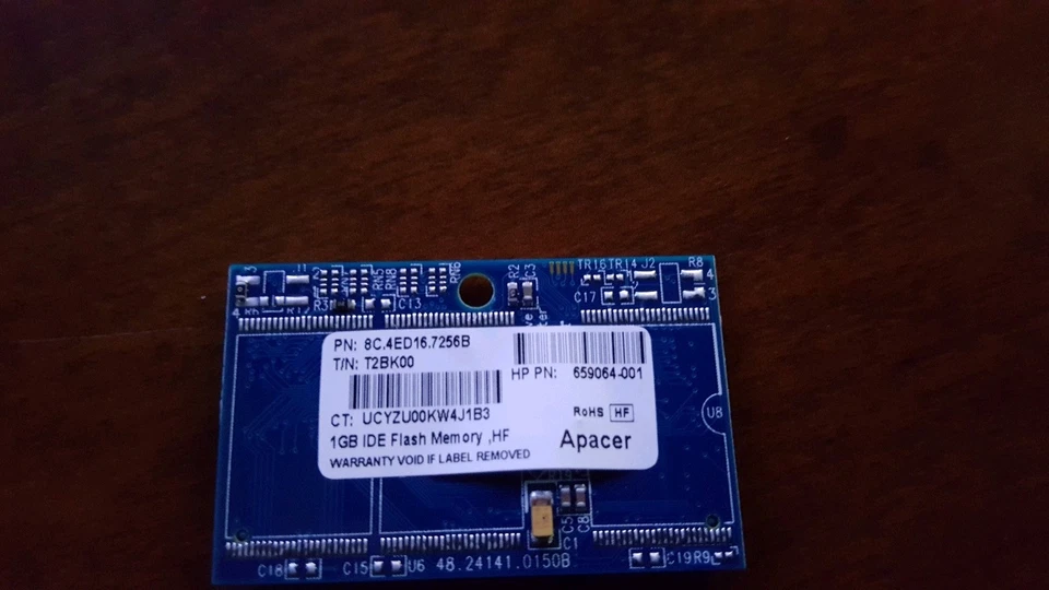 Apacer 1GB IDE Solid State Flash Drive 8C.4EB14.5200B - Image 2 of 3