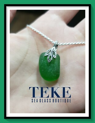 SEA GLASS NECKLACE,Emerald GREEN with Leaf Accent,